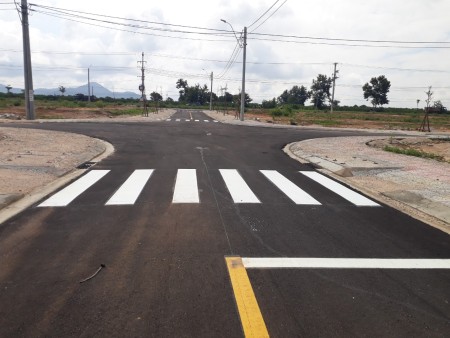 Chính chủ cần tiền, ra gấp lô kề góc mặt tiền Hùng Vương Block D47 rẻ hơn thị trường