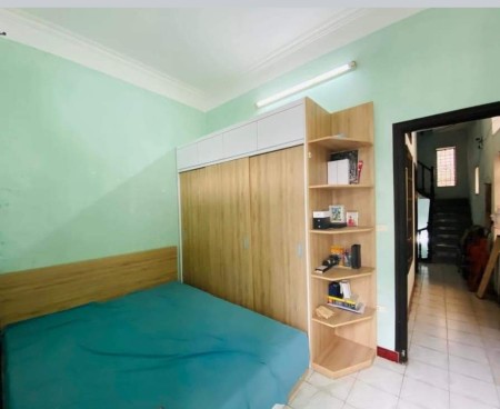 Bán nhà phố Minh Khai, Hai Bà Trưng, 30m2x5T, MT 4m, 2.8 tỷ, lô góc, hiện đại, gần ô tô