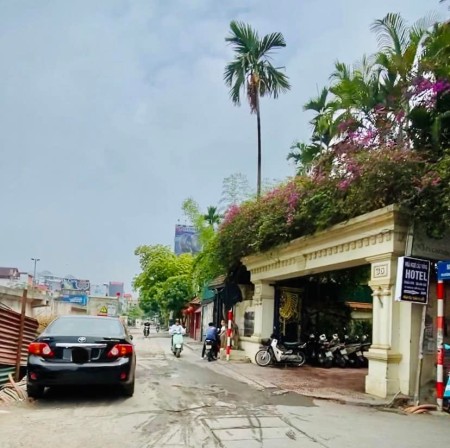 Bán đất mặt đường Âu Cơ, Tây Hồ 243m2 mặt tiền 8m giá 48 tỷ. LH 0912442669