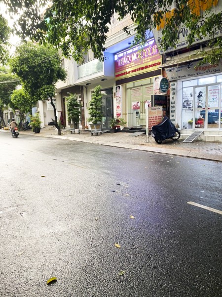 Bán đất mặt tiền kinh doanh đường số 79, phường Tân Quy, Quận 7 xây dựng tự do