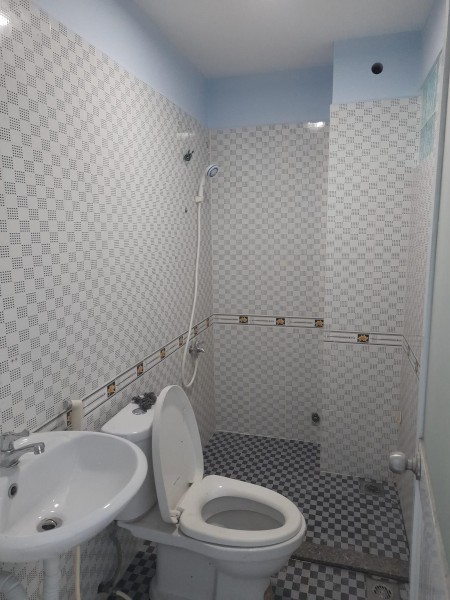 Bán Nhà Hẻm Xe Tải Nguyễn Văn Quá Sát MT Trường Chinh 4x20 Giá 5,5 tỷ Tl