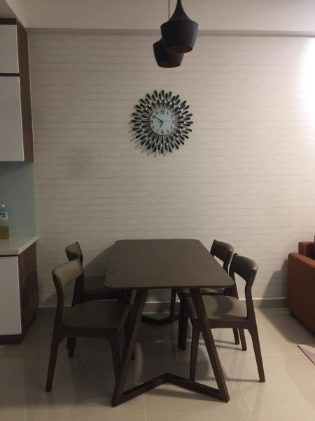 Tin thật 100% bán căn hộ 2PN 76m2 view đẹp, tầng trung giá 4.15 tỷ bao thuế phí, LH: 0902691920