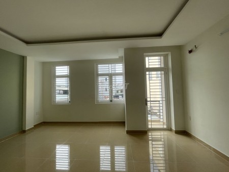 1 căn 5 tỷ đối diện Vạn Phúc-Quốc lộ 13 liên hệ 0984387805, ngân hàng hỗ trợ vay