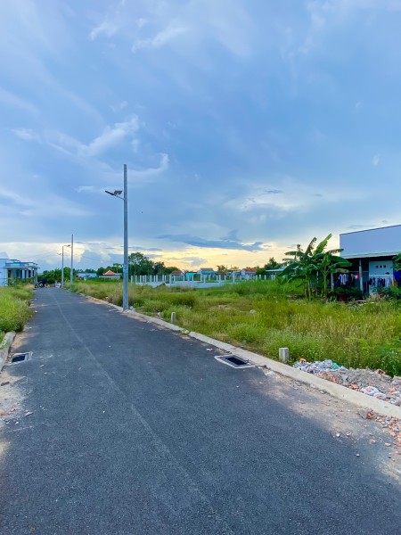 Chính chủ, bán đất nền kdc, sổ hồng riêng - giáp thành phố Hồ Chí Minh 445tr - sđt 0938326639