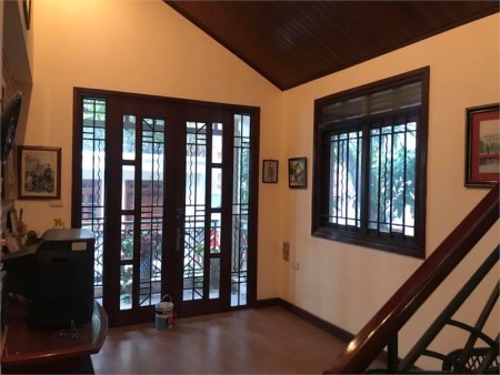 Bán nhà Trần Thái Tông 4 tỷ 6 dtsd 58m2 5 tầng, mặt 5m tặng lại nội thất LH Phúc 0888743418