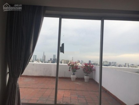 Chính chủ cho thuê căn hộ có ban công view trung tâm Quận 1 khu an ninh tốt
