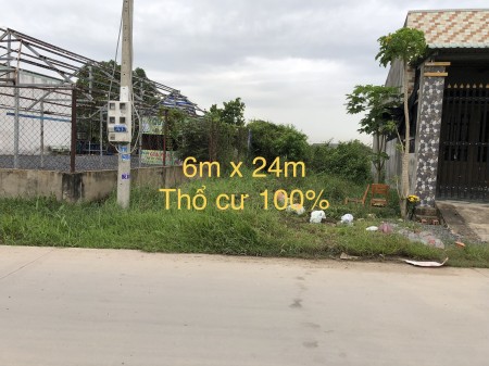 Đất thổ cư mặt tiền đường trường học Mỹ Yên Bến Lức, giá bán 2.85 tỷ, lh 0938921889