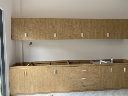 Nhà 1 trệt 1 lầu chỉ với 800 triệu, chiết khấu cao, có sẵn sổ, liên hệ 0796901187