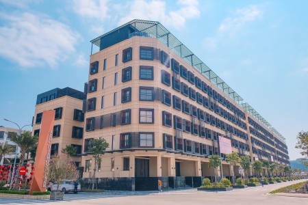 Đi đến slide 4