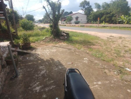 Bán Nhà Mặt Tiền Quốc Lộ 26, ngang hơn 18m, giá 2 hơn tỷ sổ hồng riêng, công chứng ngay