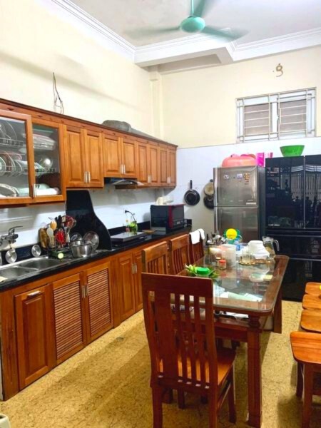 Bán nhà phố Lê Quang Đạo, dtsd 40m2, 5 tầng 5 phòng ngủ, mt 4m vài bước ra phố