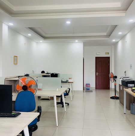 Cho thuê 3 phòng diện tích sử dụng 25m2, và 50m2, chính chủ, lh 0899466079