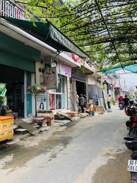 Bán Nhà sổ hồng riêng ngay mầm non Tinh Khôi, Giá 2.65 Tỷ, DT 5.2x21 (nở hậu 5.3)