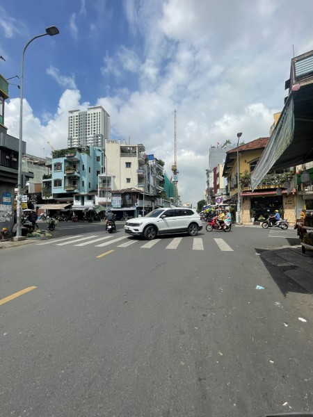 Nhà Sư Vạn Hạnh, P12, Quận 10 diện tích sử dụng (8x18) 50m 1 trệt 2 lầu st giá bán 31,7 tỷ