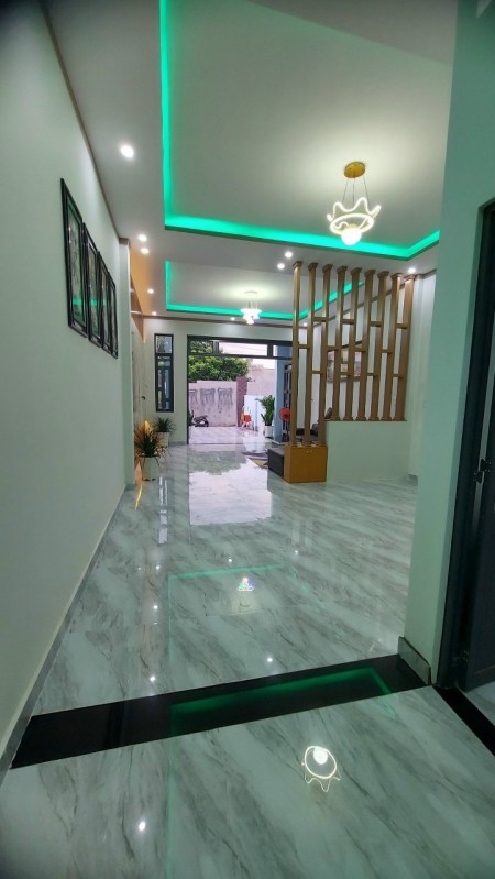 Bán Căn Nhà SHR Ngay Vật Liệu Sơn Hằng, DT 5x30, Giá 3.05 Tỷ (Thương Lượng)