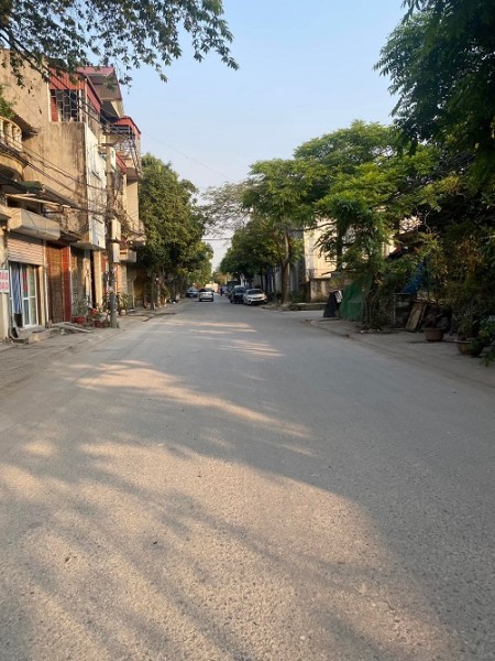 Bán nhà 3 tỷ Đức Giang Long Biên diện tích sử dụng 40,5m2 sổ đỏ sạch sẽ, bàn giao ngay