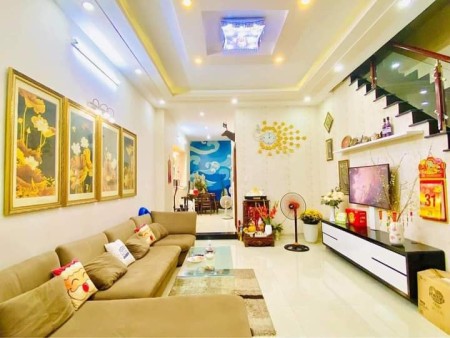 Bán nhà đường Trần Văn Ơn, Tân Phú, diện tích 91m2, 4 tầng hẻm xe hơi ra vào thoải mái