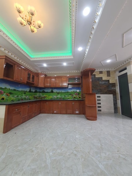 Mặt tiền lô góc ngã tư Hương Lộ 2 Mã Lò Quận Bình Tân diện tích sử dụng 4x20m chỉ 8 tỷ