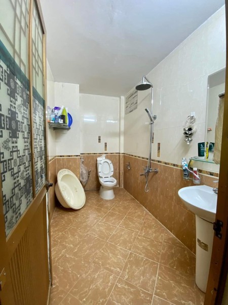 Nhà dân xây tổ 10 Yên Nghĩa, Hà Đông, dtsd 50m2, 4 tầng, ô tô đỗ cổng chỉ hơn 3 tỷ