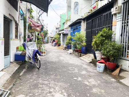 Bán lô đất hẻm 588 đường Huỳnh Tấn Phát, phường Tân Phú, Quận 7, giá thương lượng