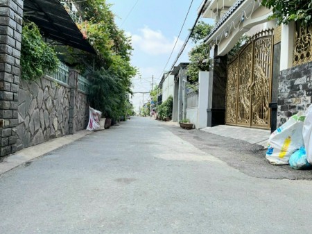 Quận 2 - Nhà căn góc, Hẻm ô tô ,Gần Đảo Kim Cương, 96m, giá bán 5,5 tỷ thương lượng