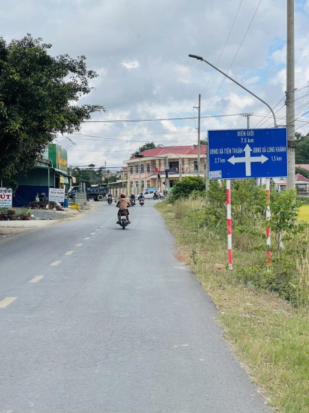 Bán gấp lô đất trung tâm thị trấn Bến Cầu liên hệ 0708407680, thanh toán linh hoạt