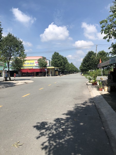 Chính chủ bán dãy trọ ngay KCN Bàu Bàng, dân cư đông kín, thu nhập ổn định 8tr/tháng lh 0399.516.673