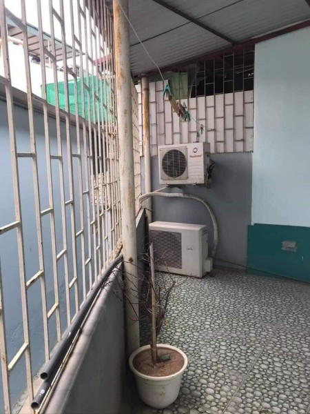 Bán nhà Đê Tô Hoàng, Gần phố ô tô 10m, giá 2,6 tỷ kiến trúc 4 tầng đúc, sổ sẵn chính chủ