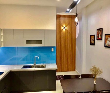 Bán nhà đẹp kiệt ô tô ra vào gần phố đầy đủ nội thất, sổ đỏ chính chủ, bàn giao ở ngay