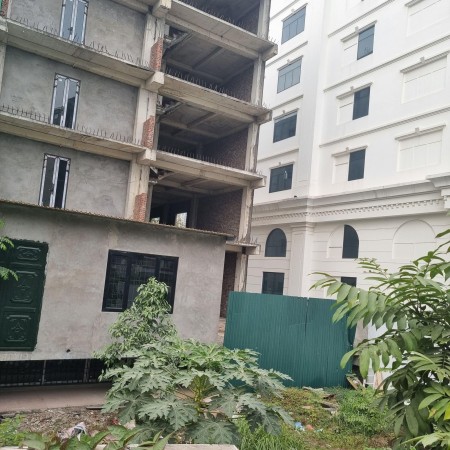 Siêu phẩm mặt phố Võ Chí Công dtsd 230m2, 7 tầng mặt tiền 6m thuận tiện vừa ở hoặc cho thuê VP