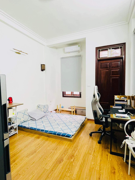 Bán gấp nhà phố Lê Lợi Quận Hà Đông, dtsd 72m2, mt 4,5m, ô tô, kinh doanh, hơn 4 tỷ. 0981862462