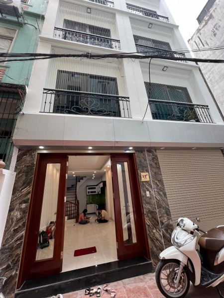 Nhà đẹp ở luôn sổ đỏ phân lô ô tô đỗ cửa 10m ra mặt phố kinh doanh văn phòng, giá tốt