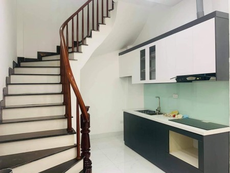 Lô góc gần phố ở luôn diện tích 40m2, giá bán 3 tỷ, đúc 2 tầng giá thương lượng chính chủ