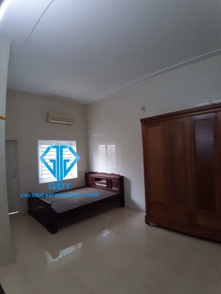 Cho thuê nhà 2.5 tầng đường An Dương Vương, giá tốt, bàn giao có sẵn nội thất, lh 0961537078