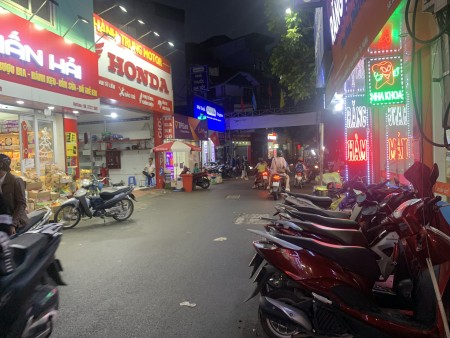 Chính chủ bán gấp nhà Đinh Thôn ô tô đỗ cửa kinh doanh sầm uất 37m2 5 tầng giá hơn 6 tỷ