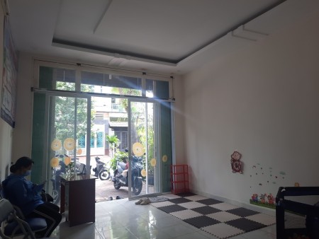 Bán nhà hẻm 8m Âu Cơ, Tân Phú, diện tích sử dụng 120m2 giá chỉ 9 tỷ4 thương lượng