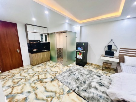Bán toà nhà dòng tiền căn hộ dịch vụ, ngõ rộng, giá bán chỉ 7.8 ỷ, có thương lượng