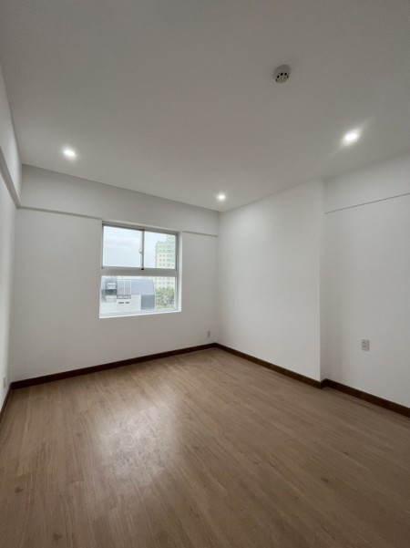 Chủ nhà bán gấp căn hộ 02 phòng ngủ Conic Riverside, quận 8, view sông tuyệt đẹp