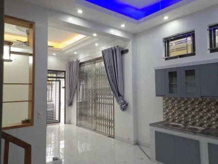 Bán nhà Trần Thái Tông đầu tư siêu lợi nhuận đã full phòng 50 triệu/tháng dtsd 65m2 giá 6 tỷ