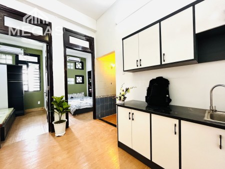 Phòng mới xây đầy đủ nội thất dạng 1 phòng ngủ 2 pn, studio ngay công viên phần mềm Quang Trung