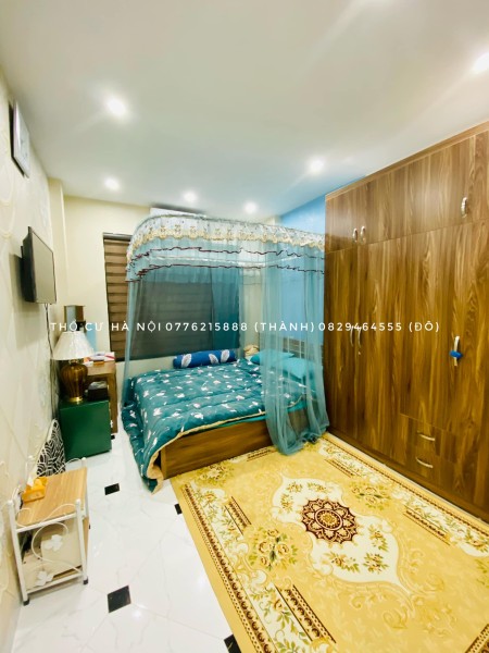 Bán Nhà Mai Anh Tuấn diện tích sử dụng 38m2 nhỉnh 4 tỷ view Hoàng Cầu ở ngay