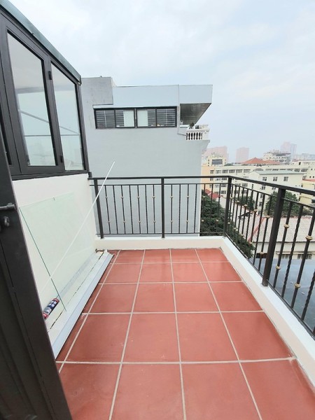 Bán nhà Linh Chiểu, Thủ Đức, HXH, diện tích 50m2, chỉ 3 tỷ 9, liên hệ 0703165049 dân trí cao