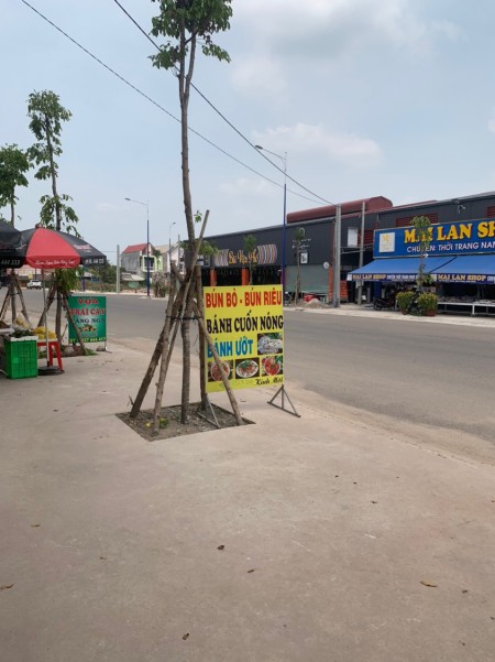 Bán đất nền Becamex Chơn Thành gấp giá đầu tư, tiện ích đầy đủ, vị trí đẹp, tiện di chuyển