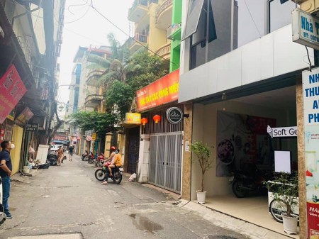 Nhà C4 mặt phố Nguyễn Khang nhỏ diện tích 49m2 kinh doanh tốt giá 8 tỷ lh 0912442669