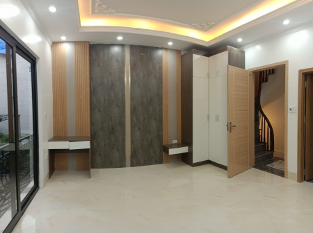 Bán nhà mới đẹp 30m2*5 tầng, ngõ xe ba gác phố Minh Khai giá 3.48 tỷ