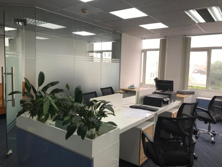 Cho thuê văn phòng Hoàng Quốc Việt, Cầu Giấy, Hà Nội giá 17.5 triệu/tháng, an ninh