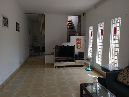 Cho thuê nhà nguyên căn mới xây đẹp đầy đủ nội thất tại đường số 14 Quận Thủ Đức