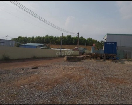 Cho thuê bãi đất trống dtsd 3000m2 gần KCN Nhơn Trạch 1, Phú Hội, Nhơn Trạch, Đồng Nai