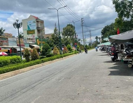 Bán gấp vài lô đất full thổ cư giá tầm 300 triệu, liên hệ 0708407680, bàn giao đầy đủ giấy tờ