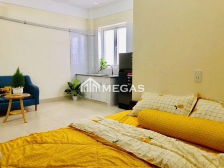 Phòng trọ giá rẻ có sẵn đầy đủ nội thất thoáng mát nằm ngay Trường Chinh vào ở ngay